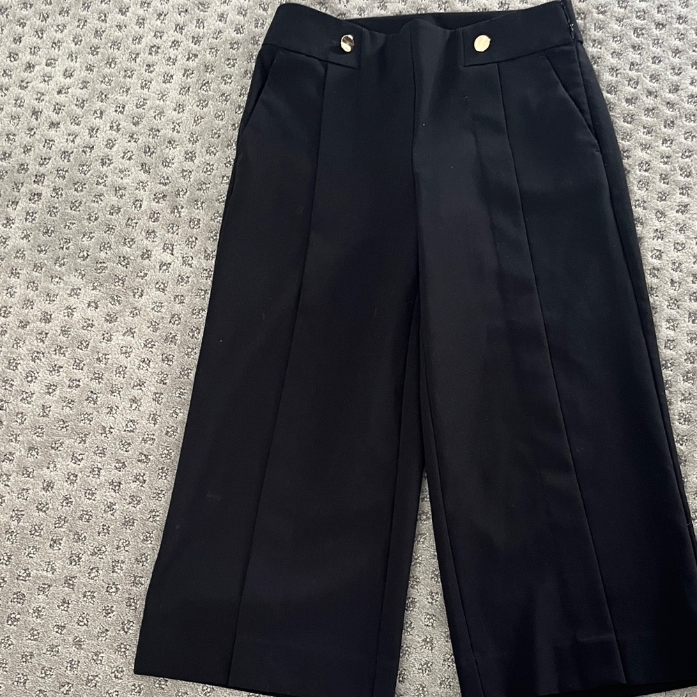 LOFT Black Women's Capris with Gold Buttons
